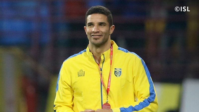 David James tried to test his team's depth in the second half (Photo credits: ISL)